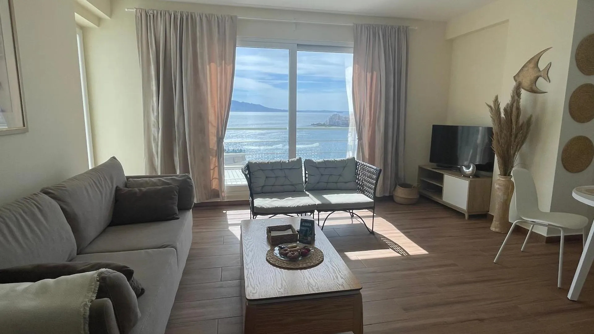 New Bay Apartment Sarande